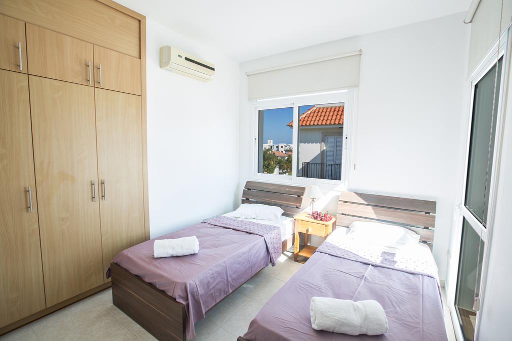 Halle Villa Protaras Rum bild